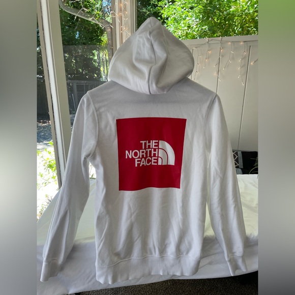 Women’s North Face Hoodie White Red Block Logo Pullover Sweatshirt Size Small - Picture 5 of 6